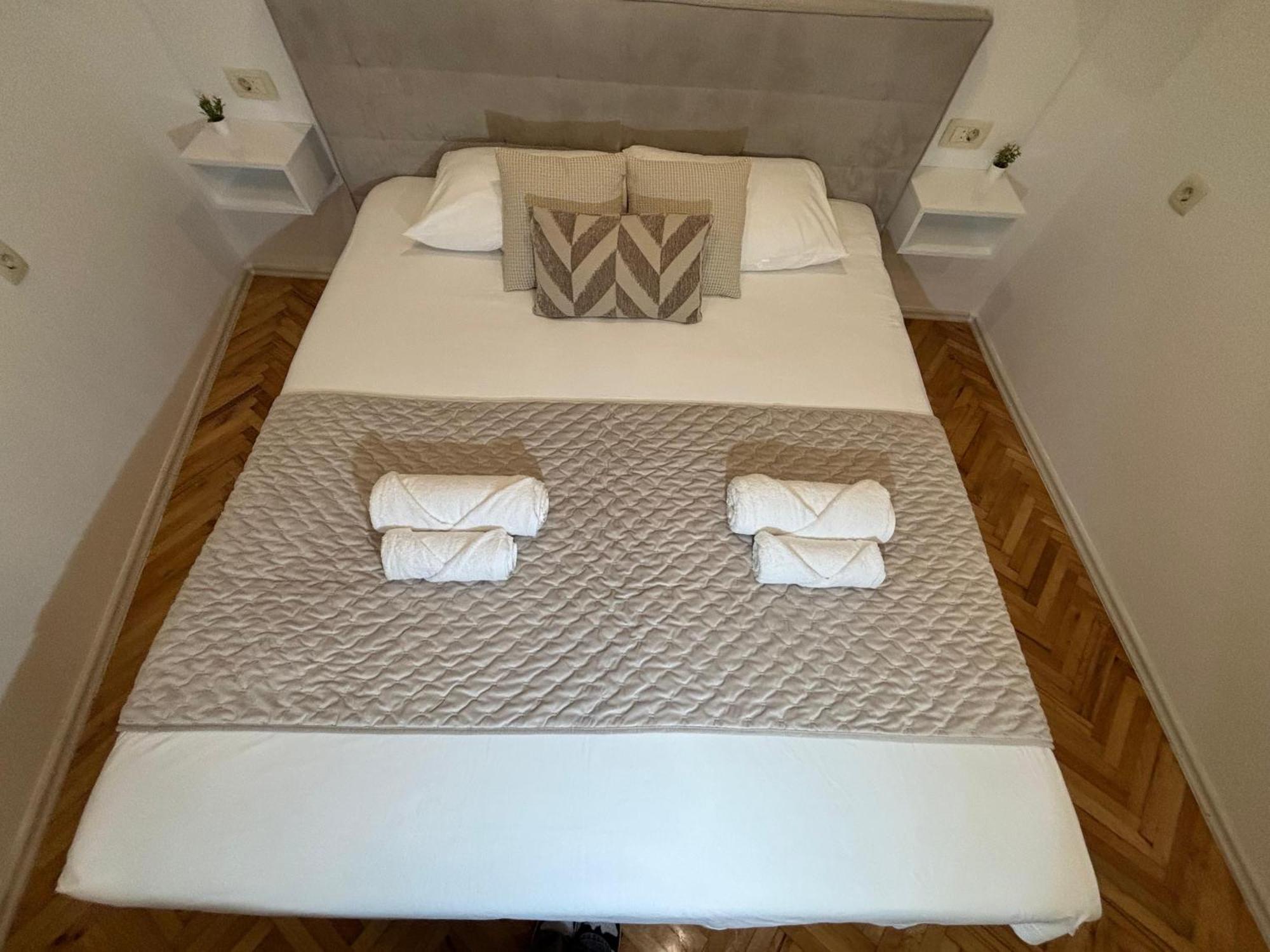 Palace Apartment Спліт Екстер'єр фото