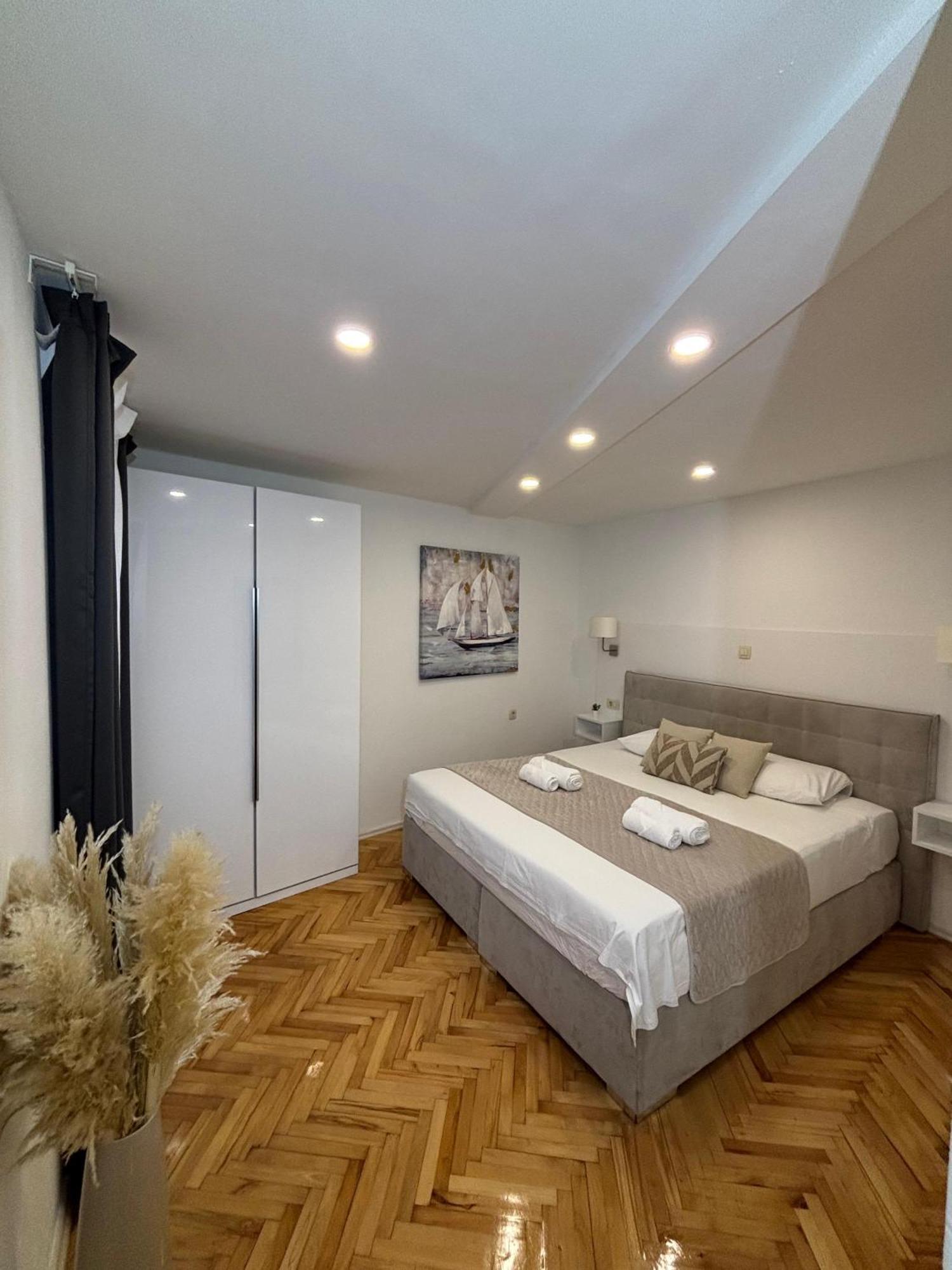 Palace Apartment Спліт Екстер'єр фото