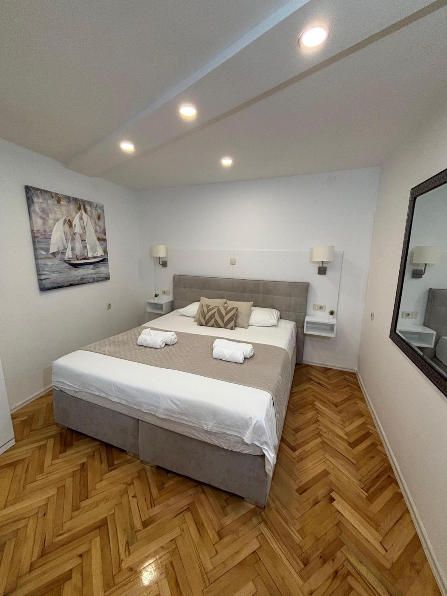 Palace Apartment Спліт Екстер'єр фото