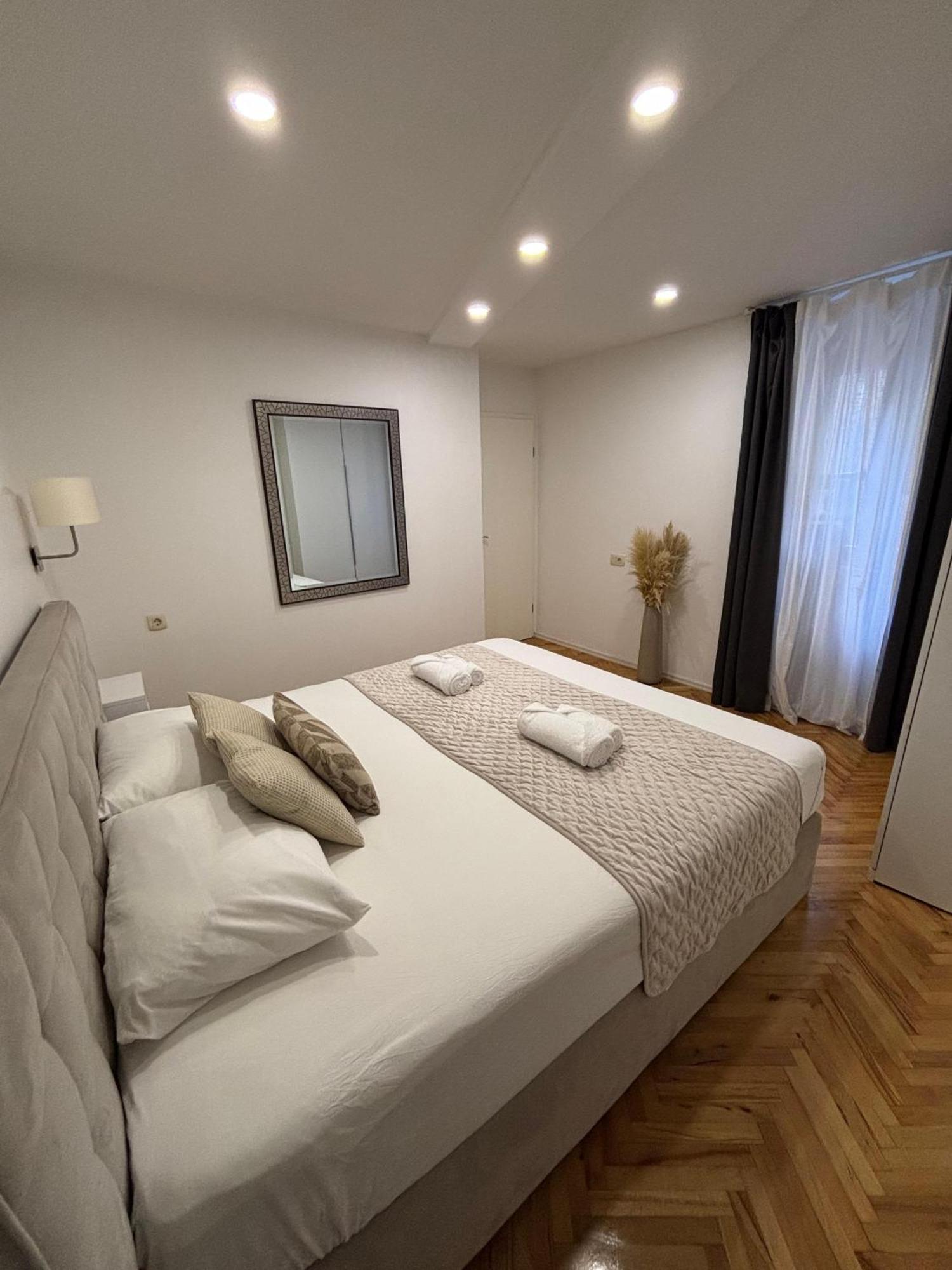 Palace Apartment Спліт Екстер'єр фото